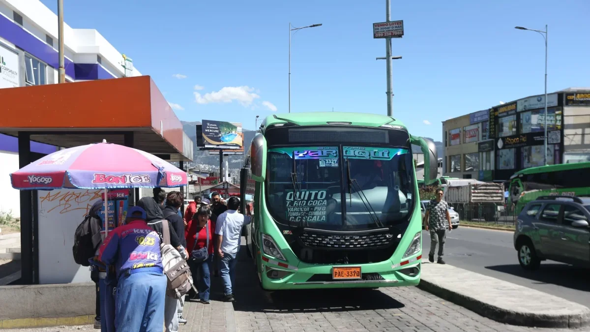Proponen corredor BRT con buses eléctricos para mejorar la conexión entre Tumbaco y Quito ante la crisis de movilidad