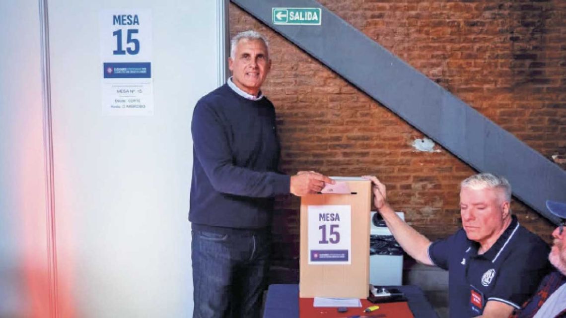 Marcelo Culotta gana las elecciones y asume la presidencia de San Lorenzo en medio de una crisis institucional