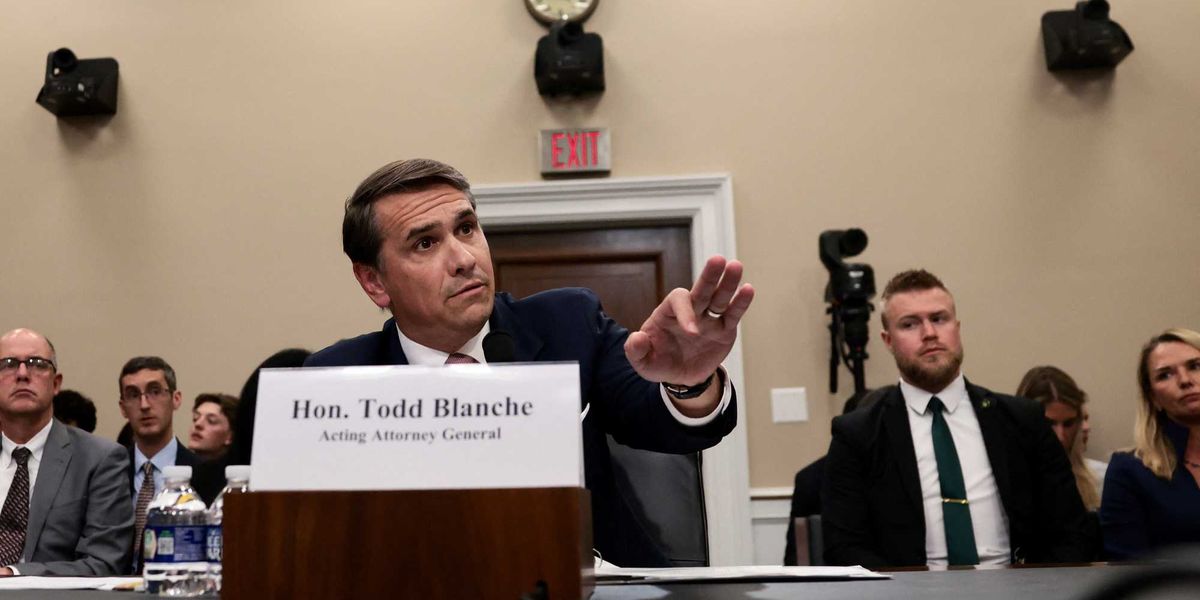 Legal expert says Trump administration’s “weaponization fund” is Todd Blanche’s main political liability