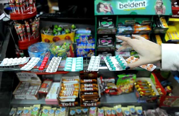 Preocupación por la venta irregular de medicamentos en kioscos y la falta de controles sanitarios