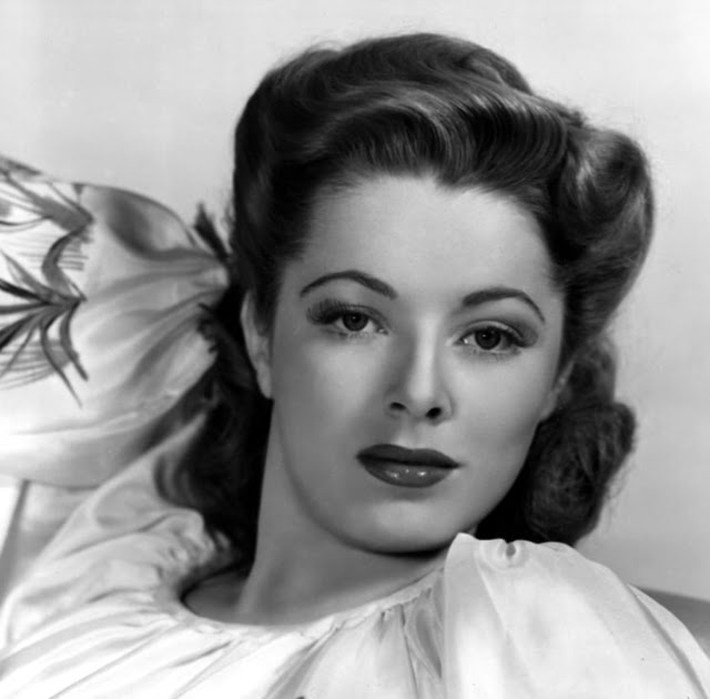 Eleanor Parker’s Rise in 1940s Hollywood: Early Career and Film Roles