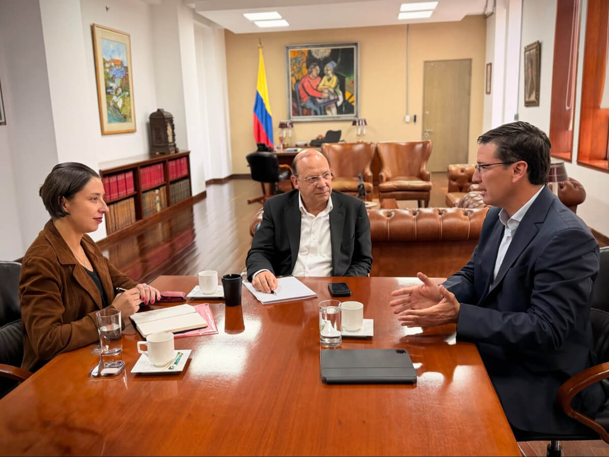 Gobierno y Federación Nacional de Cafeteros prorrogan administración del Fondo Nacional del Café