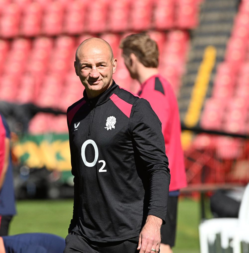 England Coach Steve Borthwick Focuses on Team Strength Ahead of Nations Championship Match Against Springboks
