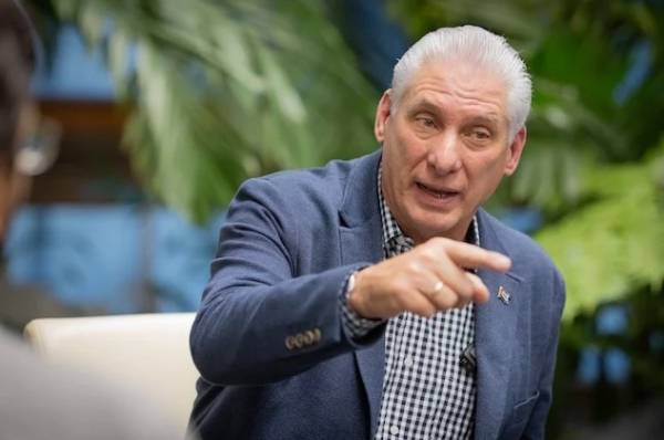 Cuba enfrenta desafíos económicos y políticos bajo el bloqueo norteamericano