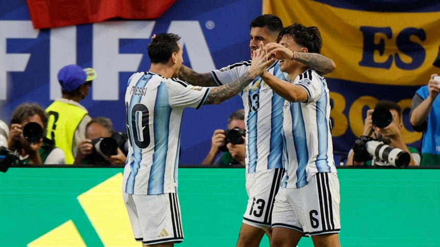 Argentina Advances to World Cup 16th Round with Victory Over Cabo Verde