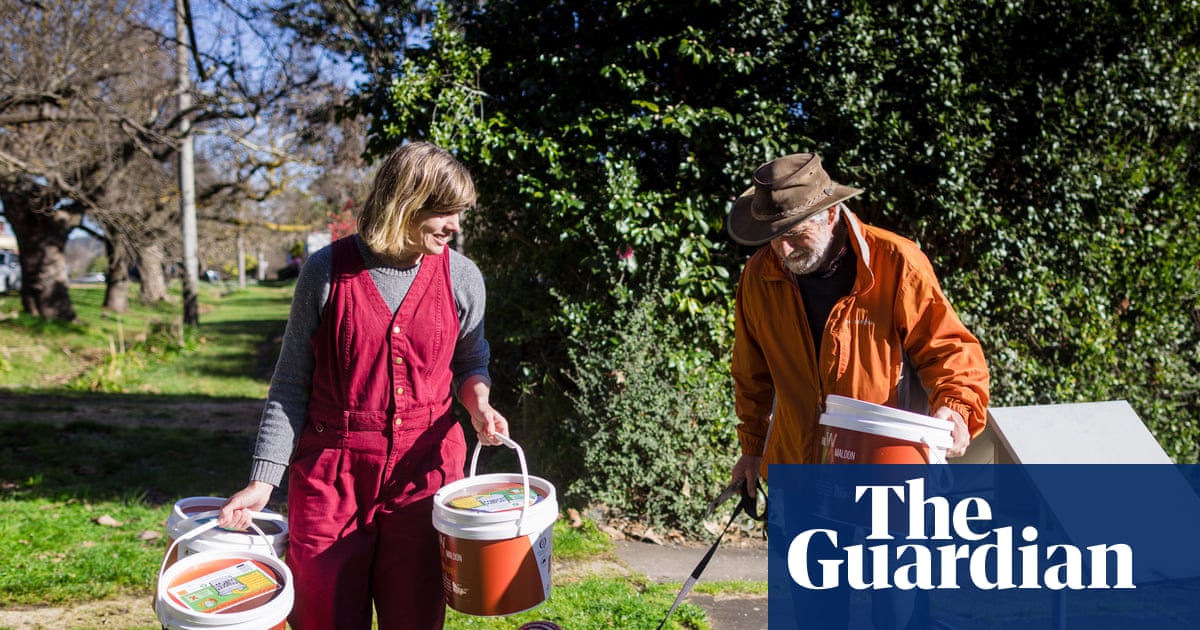 How a Victorian community is turning household food and garden waste into valuable compost