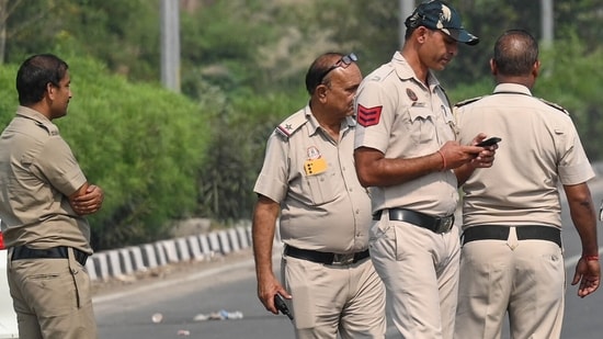 Depressed Noida woman dies by suicide at multi-level parking after leaving home unannounced