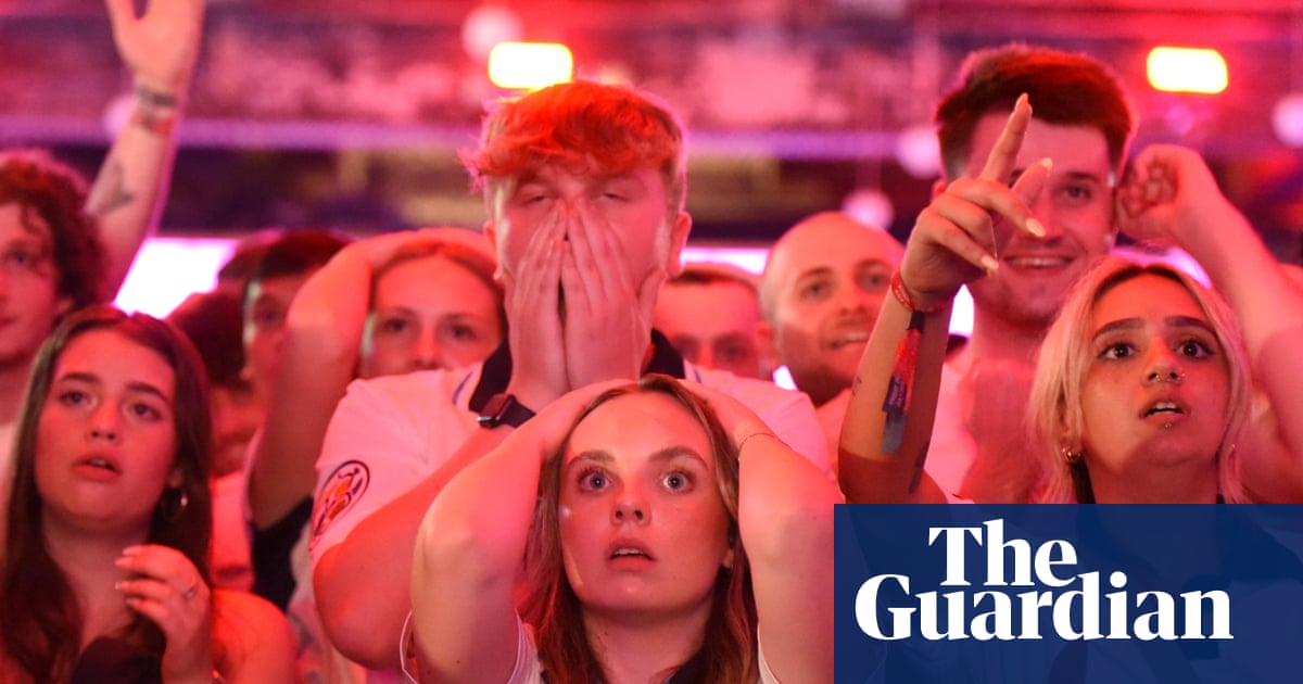 England Advances to World Cup Quarter-Finals After Thrilling Victory Over Mexico