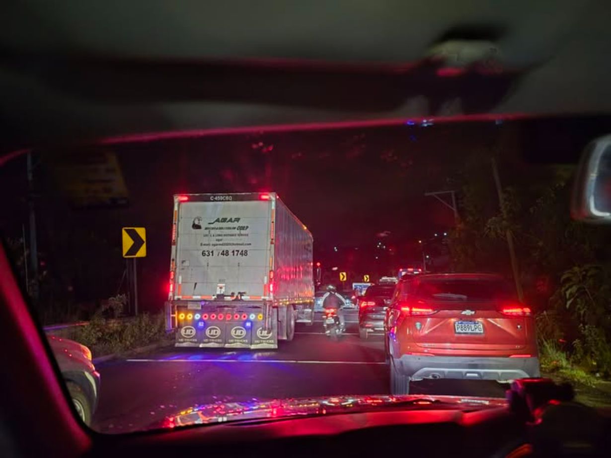 Accidente vial en la Interamericana causa congestión en km 40