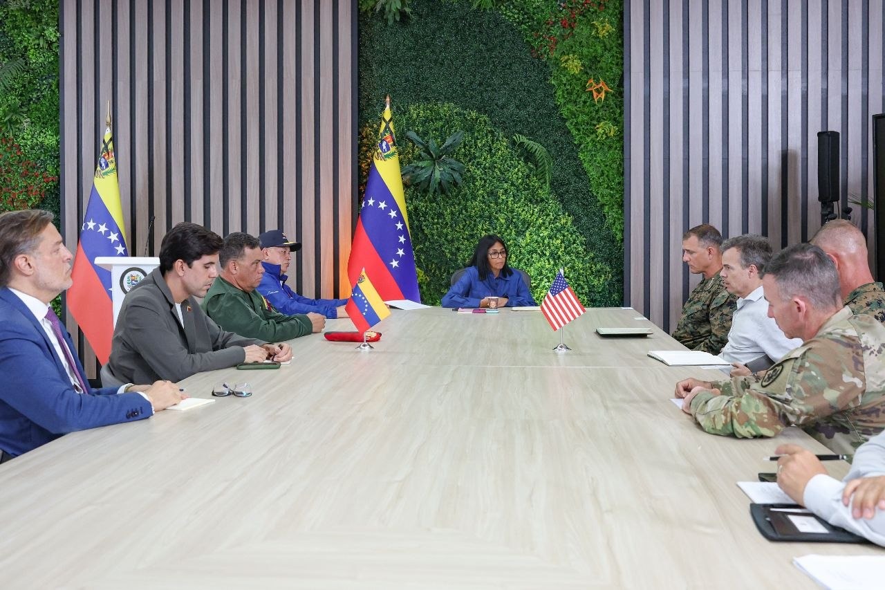 Cooperación estadounidense con figuras del chavismo en rescate tras terremotos