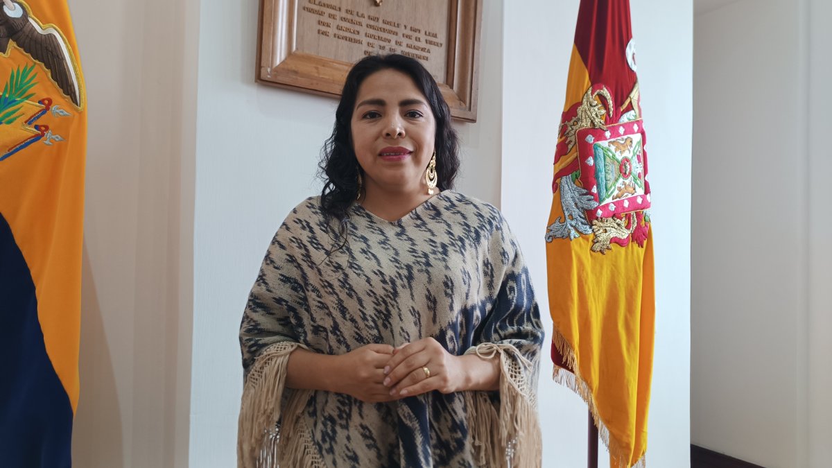 Marisol Peñaloza asume como alcaldesa interina de Cuenca tras suspensión de Zamora