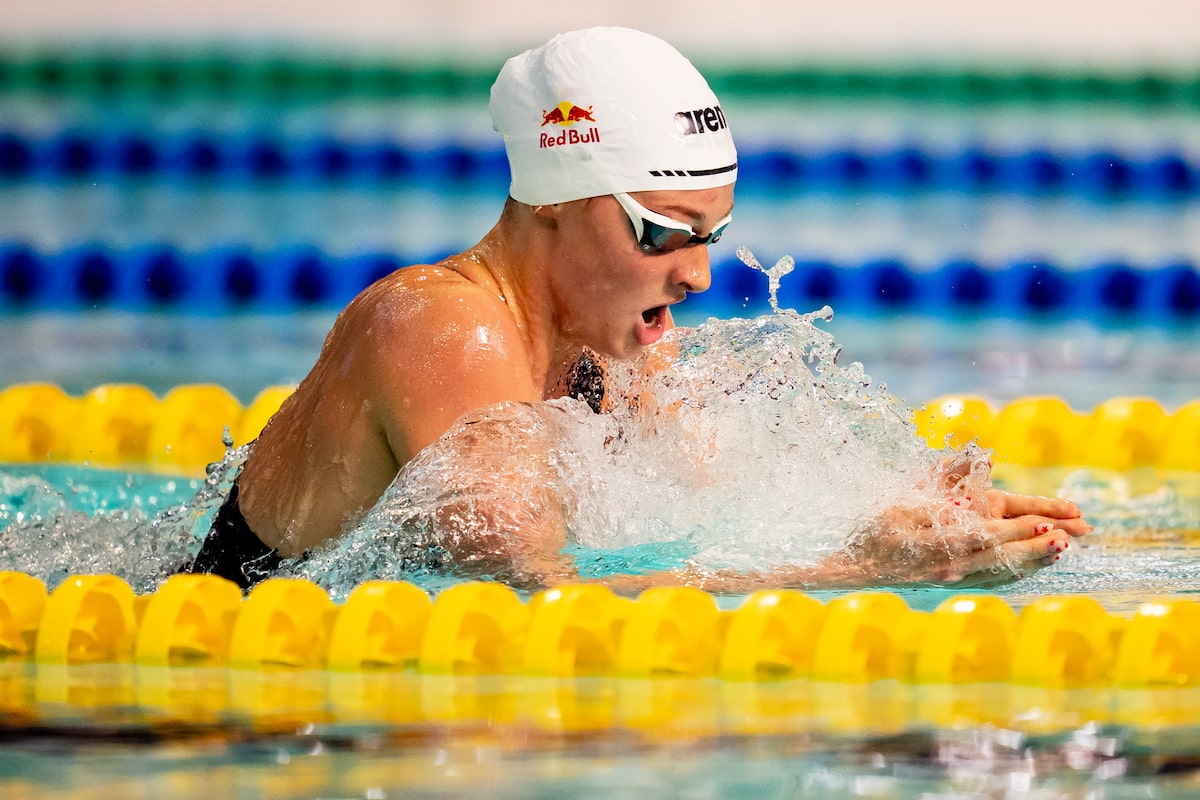 Summer McIntosh withdraws from Canadian swimming trials due to illness