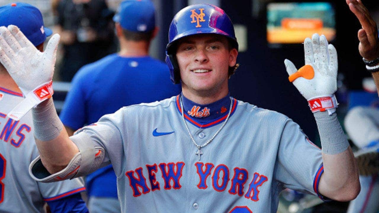 Royals' Three Errors Lead to Mets' Surprising Home Run in Opening Game