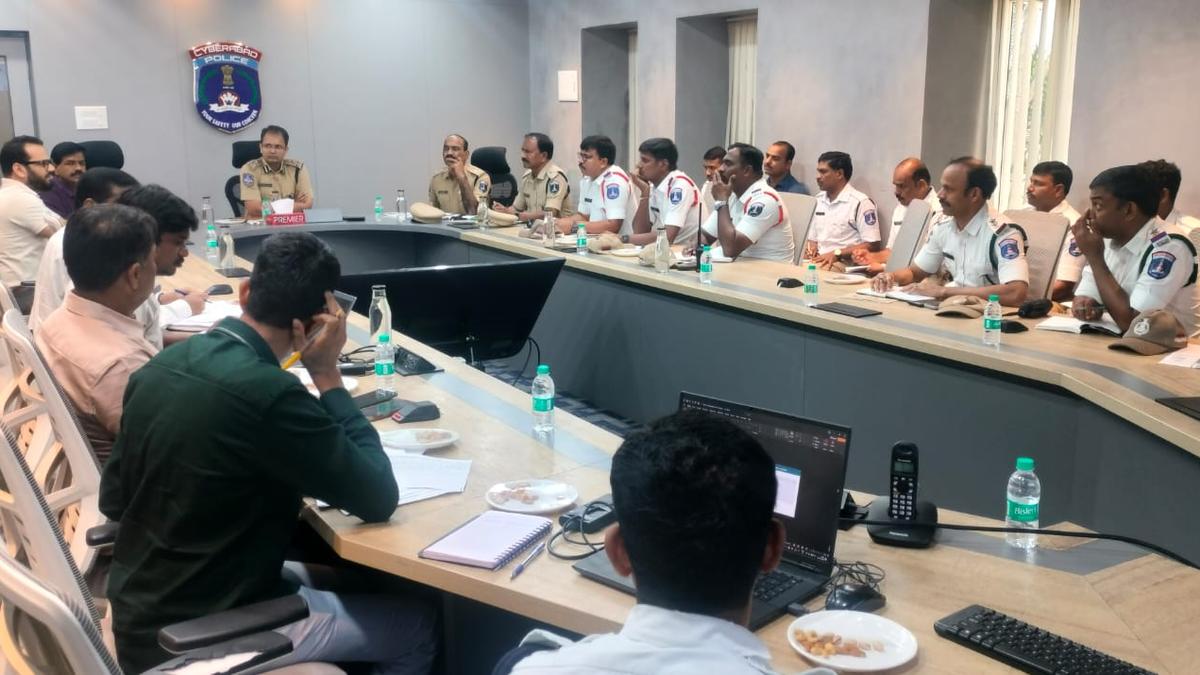 Cyberabad launches week-long traffic survey to address IT corridor congestion