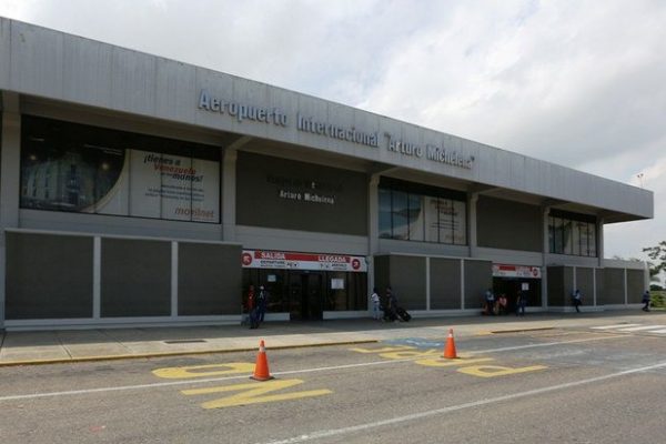 Valencia Airport Sees 120% Surge in Air Traffic Due to Maiquetía Closure from Earthquakes