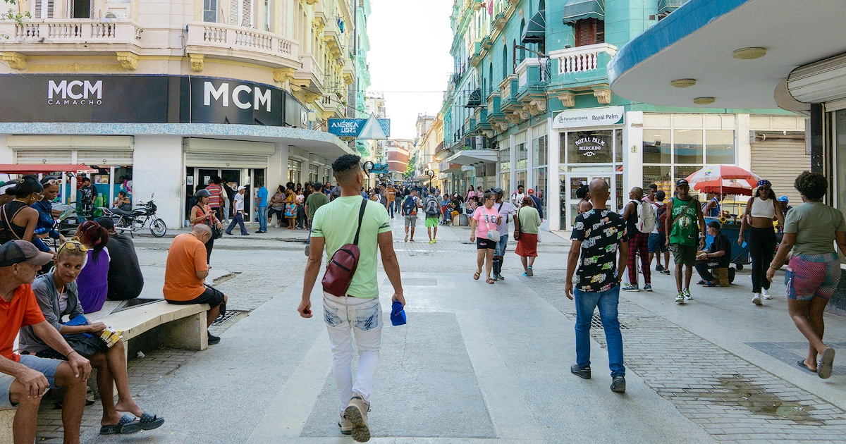 Cuba otorga autonomía a empresas estatales para fijar salarios, precios y crear filiales