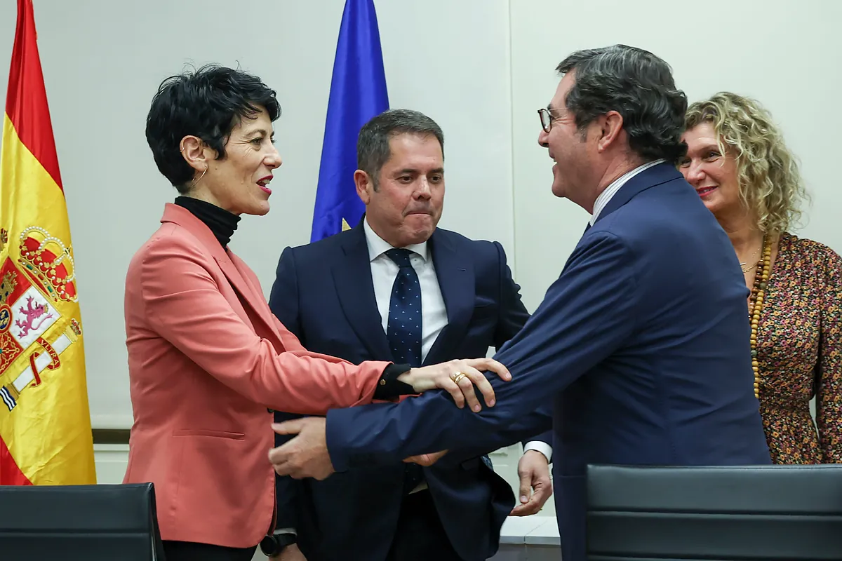 España lidera el absentismo laboral en la UE con un aumento acelerado de bajas médicas