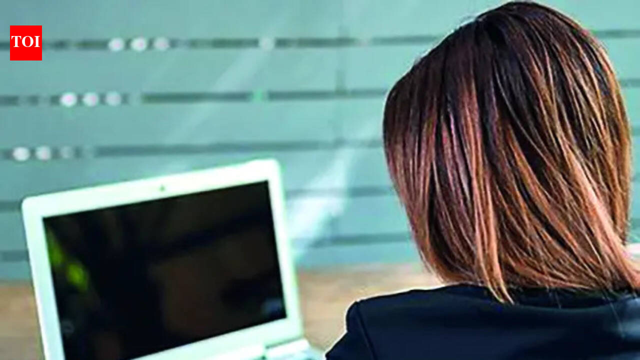 Long Sitting Hours Linked to Higher Cancer Risk Despite Regular Exercise