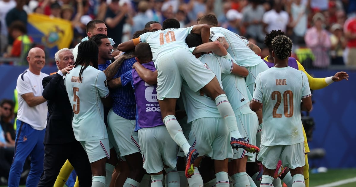 France advances to World Cup semifinals after dominant win over Morocco