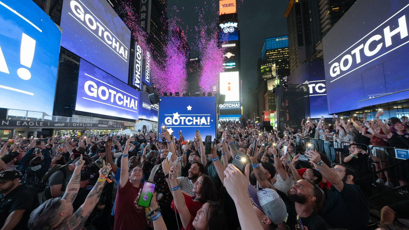 Pokémon Go celebra 10 años con reunión masiva en Times Square