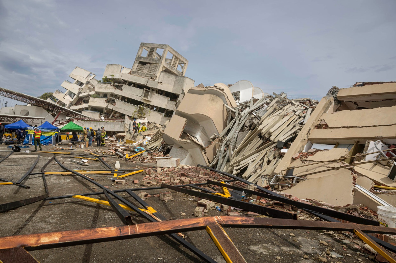Terremotos en La Guaira: Colapso de múltiples edificios y daños significativos