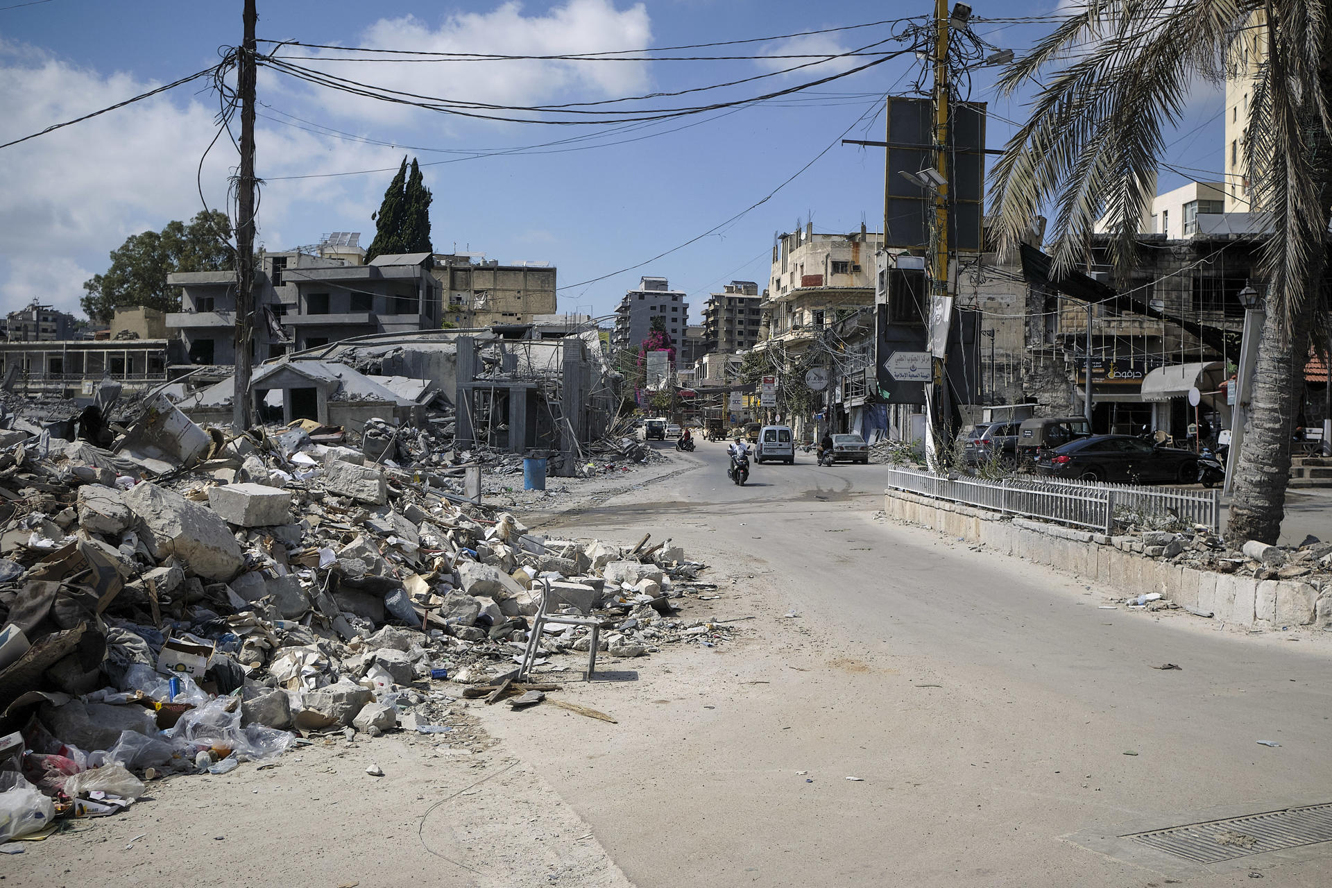Israel Ataca a Hezbollah en el Líbano por Traslado de Misiles