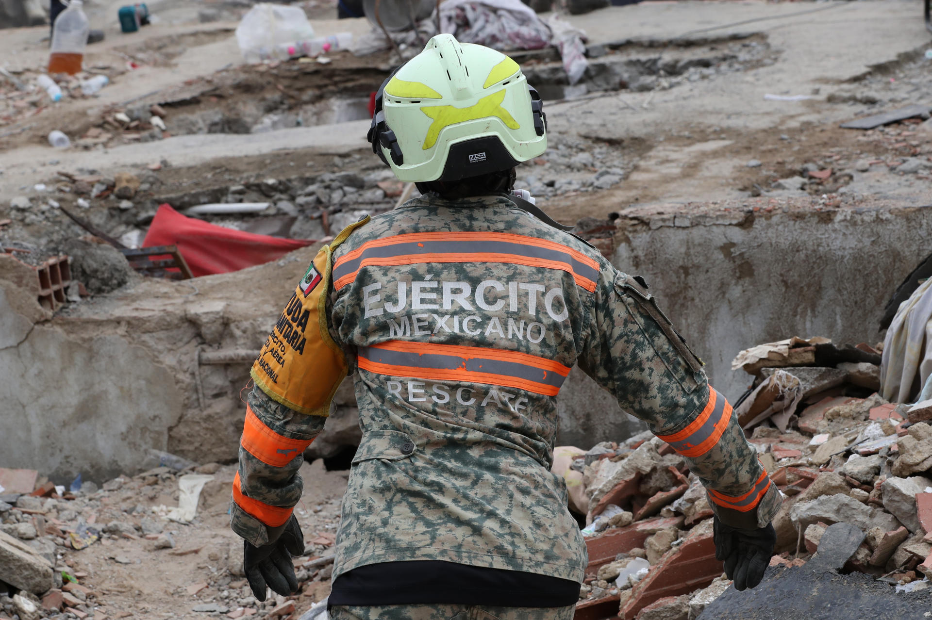 México culminó misión humanitaria en Venezuela con rescates, recuperación de víctimas y asistencia médica
