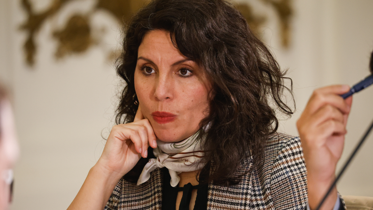 Senadora Gatica aborda reforma tributaria y llamado a consenso político