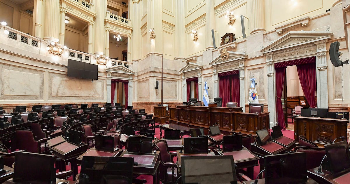 Legisladores enfrentan desafíos en la tramitación de proyectos clave