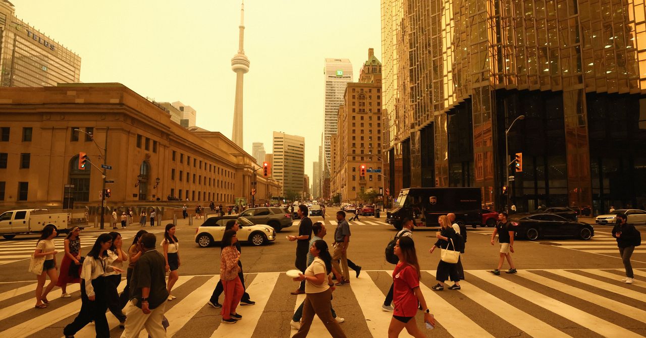 Canadian Wildfire Smoke Triggers Hazardous Air Quality Across the Eastern United States
