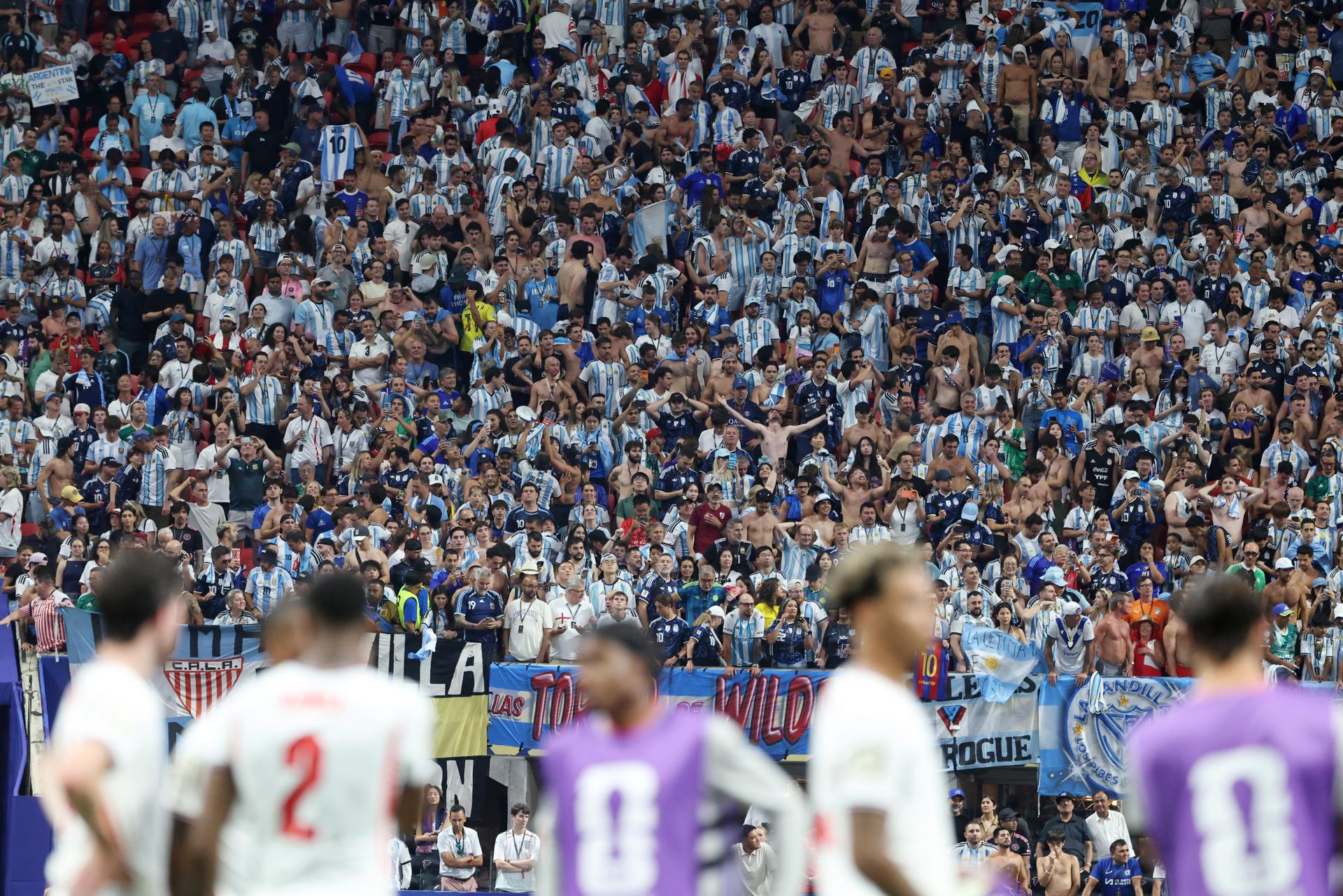 Argentina gana el Mundial frente a Inglaterra y reivindica soberanía de las Malvinas