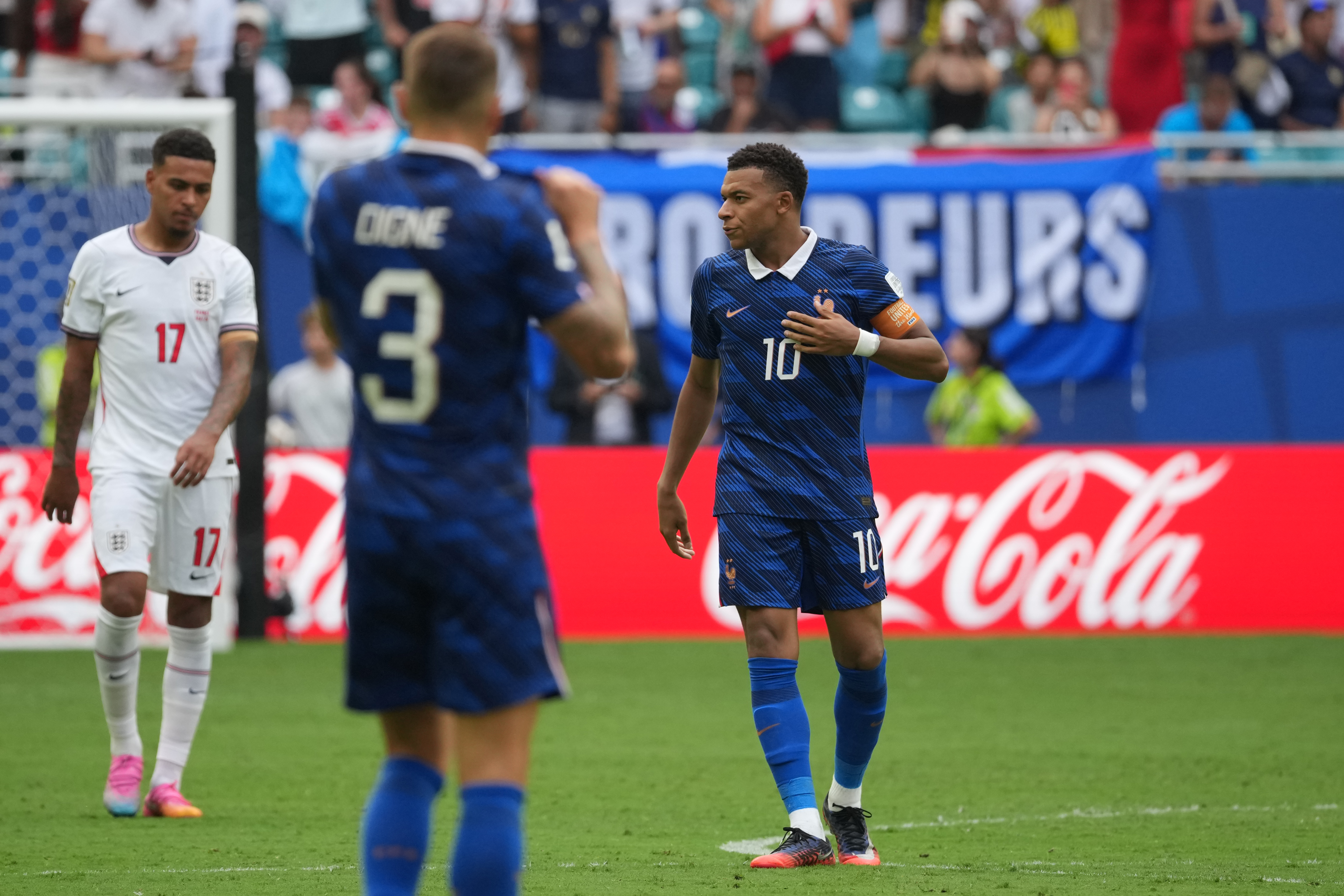 Inglaterra derrota 6-4 a Francia y conquista el tercer lugar del Mundial 2026