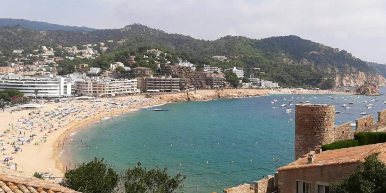 Hombre intenta incendiar la vivienda de su expareja y su hijo en Tossa de Mar