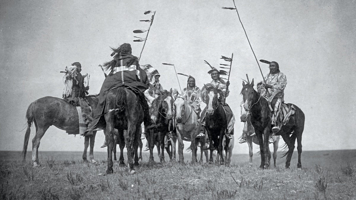 La historia de la colonización y desposesión de las tierras indígenas en Estados Unidos