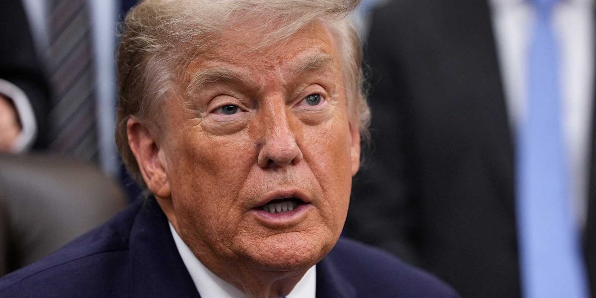 Trump Criticizes UK Wind Turbines on Social Media Amid Escalating U.S.-Iran Conflict