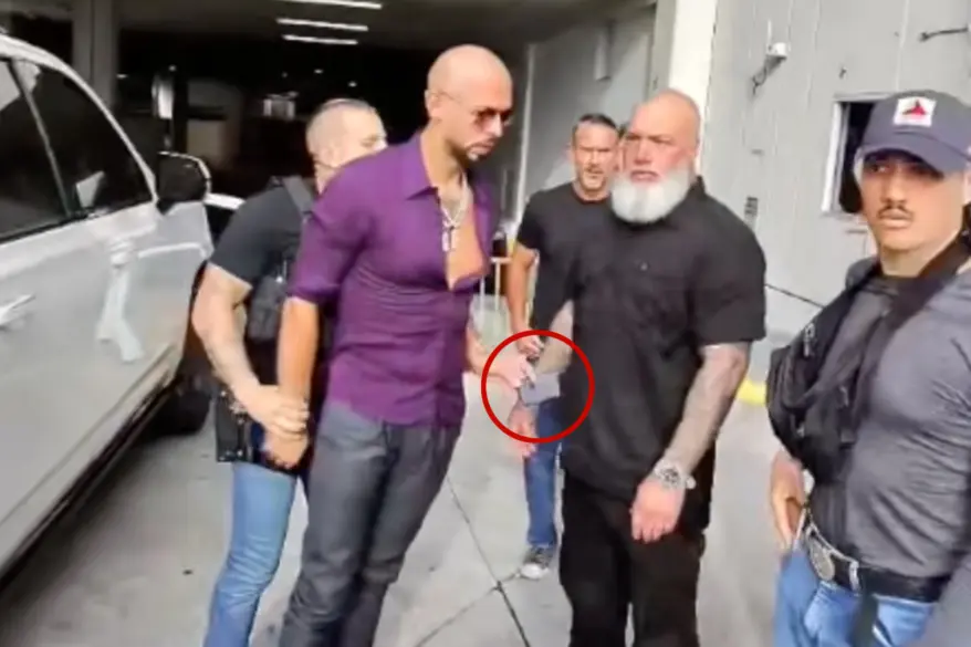 Andrew Tate y su hermano son arrestados en Florida por cargos de violación y trata de personas