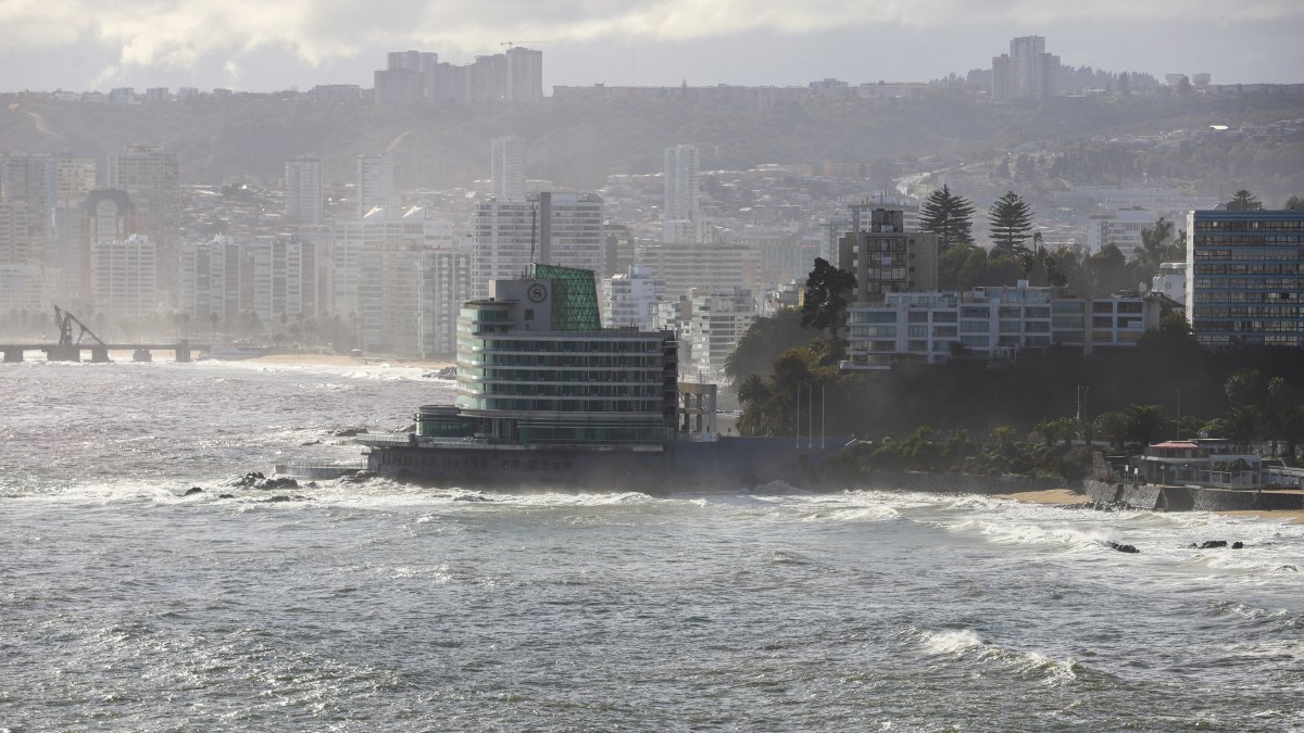 Cortes de luz en Valparaíso: 860 damnificados y acciones municipales contra empresas eléctricas