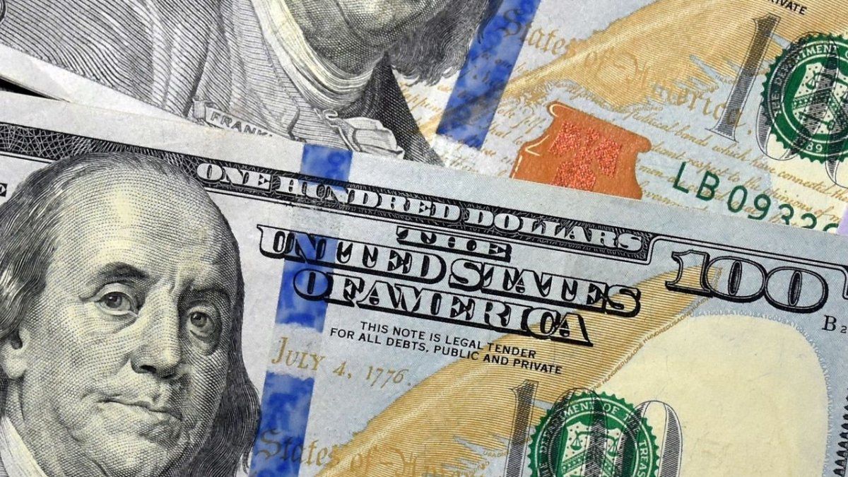 El dólar minorista se mantiene por encima de $1.500 tras una baja semanal y el mercado analiza posibles catalizadores