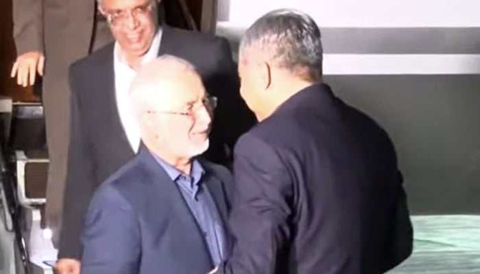 Iran's Interior Minister Eskandar Momeni Arrives in Pakistan for High-Level Talks