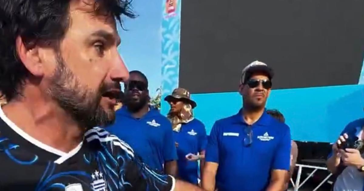 Un hincha argentino evita que los españoles celebren su título en el Mundial 2026