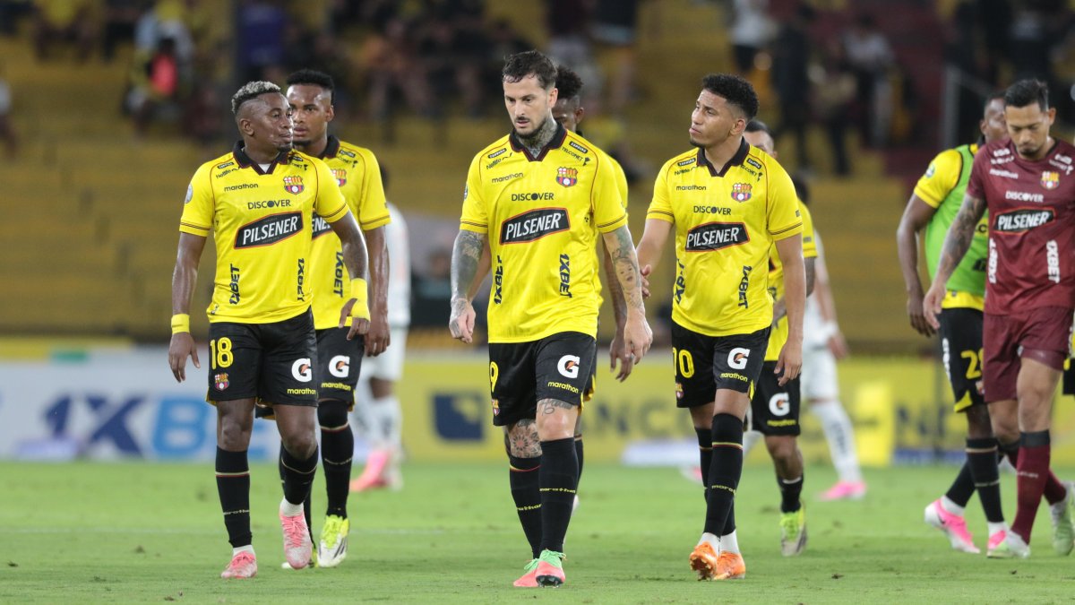 Clásico de la LigaPro 2026: Universidad Católica enfrenta a Barcelona SC en Quito