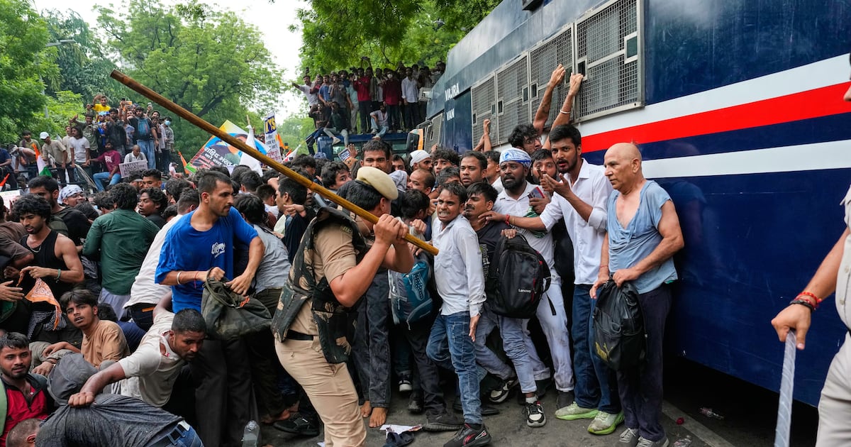 India's Student Protests Spark Political Shift as Opposition Seeks Youth Support