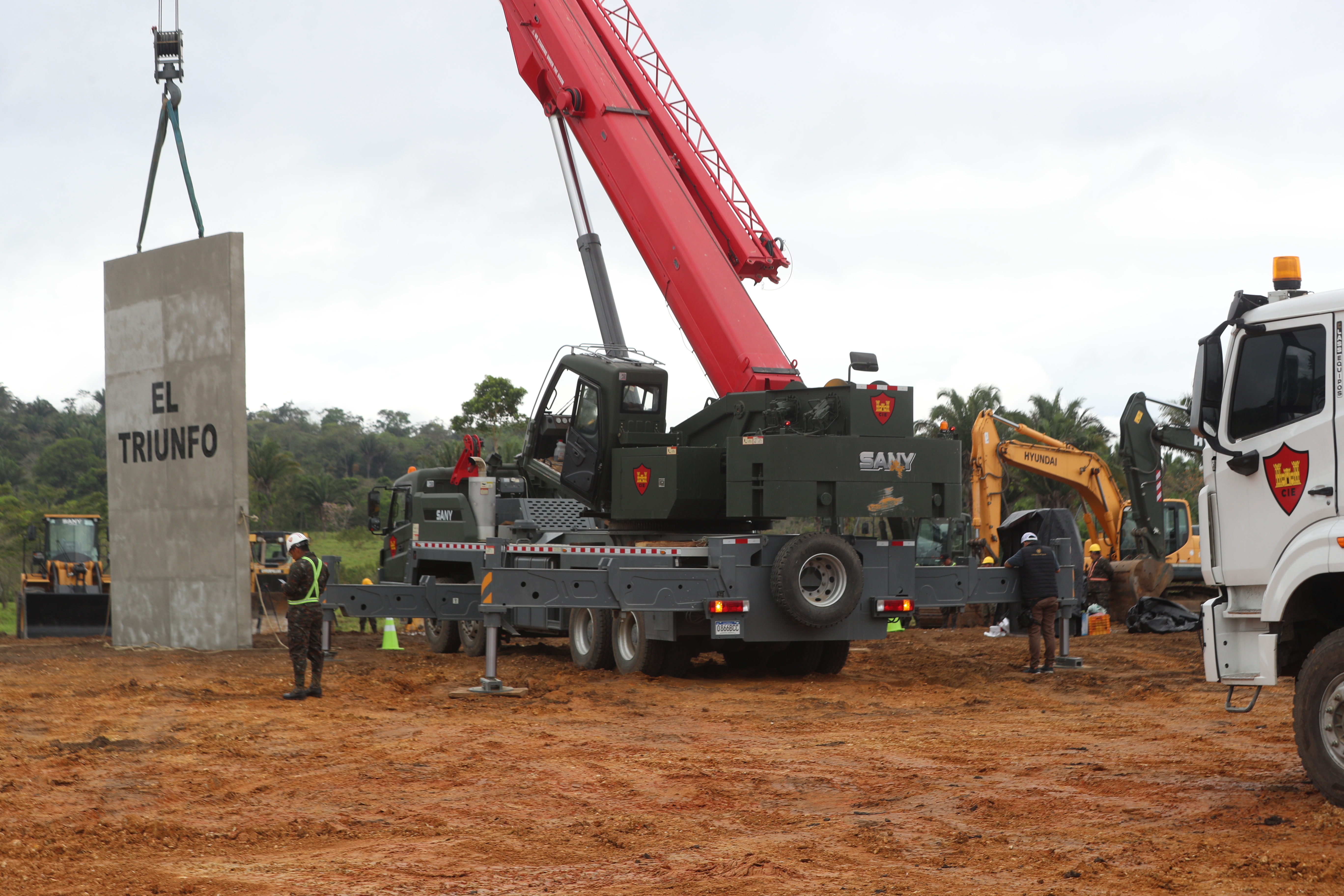 Ministerio de Defensa inicia construcción de cárcel de máxima seguridad en El Triunfo el 15 de agosto