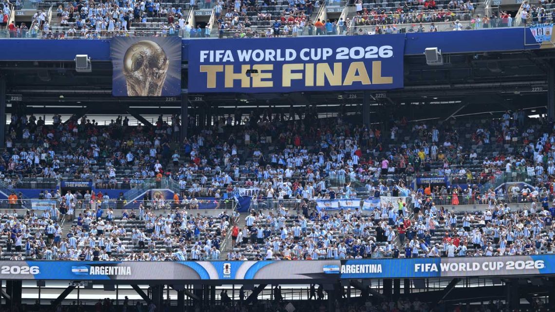 Especulaciones sobre 'mano negra' y discursos de Messi y Martínez en el Mundial 2026