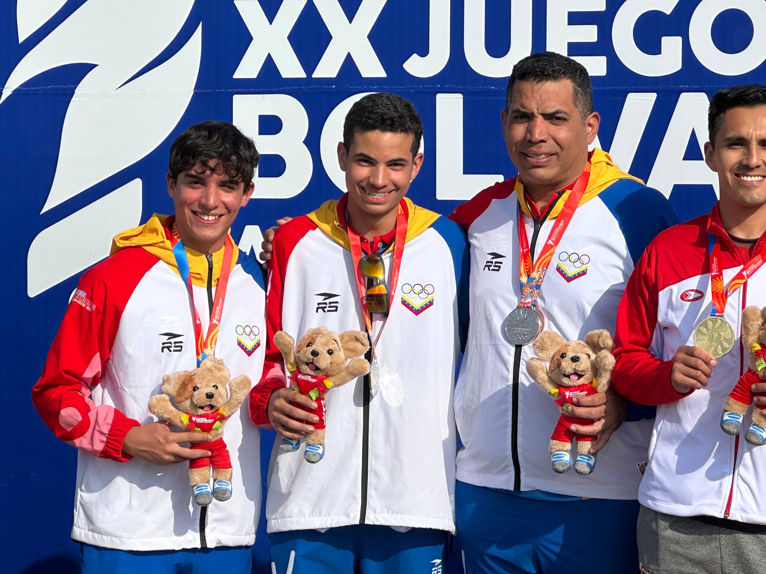 Venezuela's Athletes Wear Black Ribbon in Central American and Caribbean Games