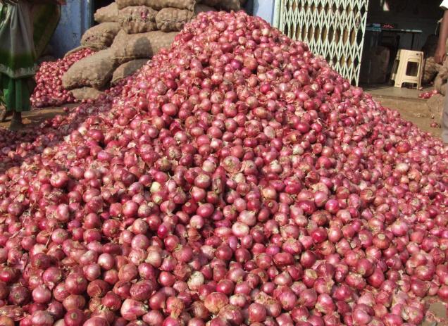 Government sets four-month deadline to complete Karatu onion market project
