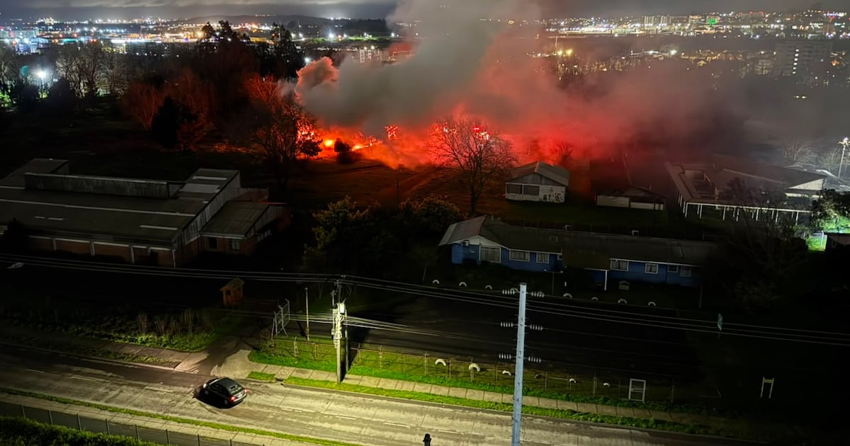 Incendio destruye vivienda de Fundación Ciudad del Niño en Hualpén