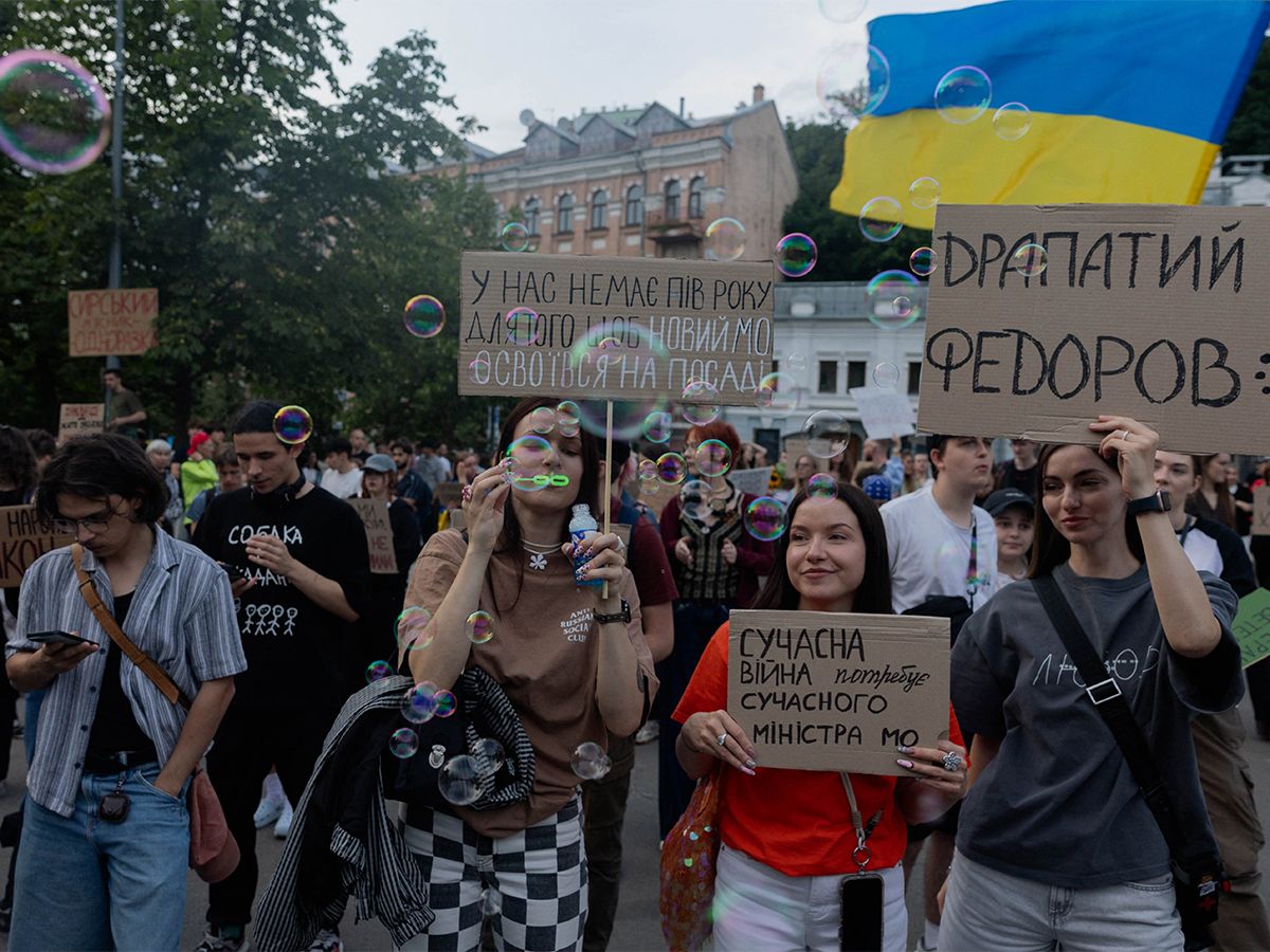 Ukraine's Democratic Resilience Amid War and Protests