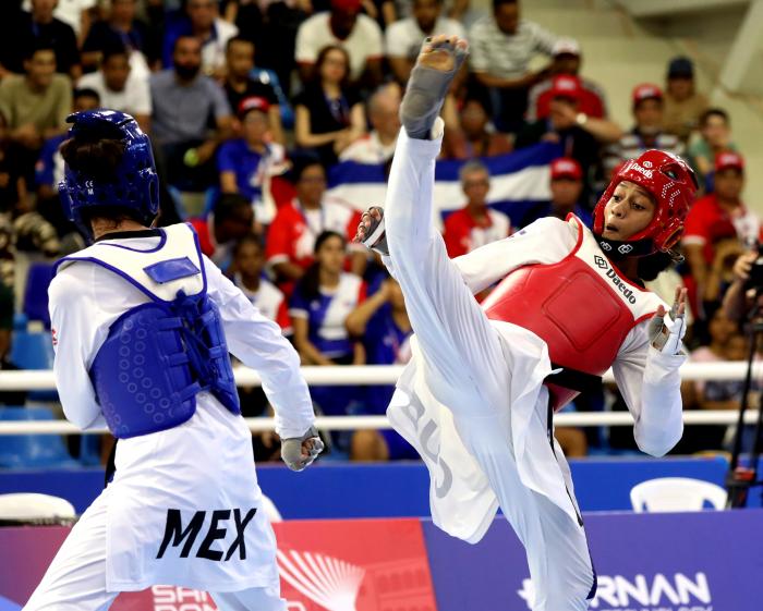 Marlyn Pérez obtiene medalla de plata en taekwondo en Santo Domingo-2026