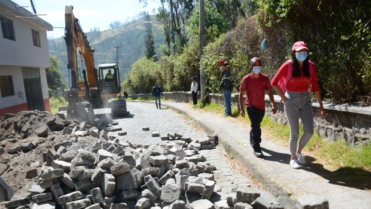 Cierre temporal de la avenida De Los Conquistadores en Quito por mantenimiento vial